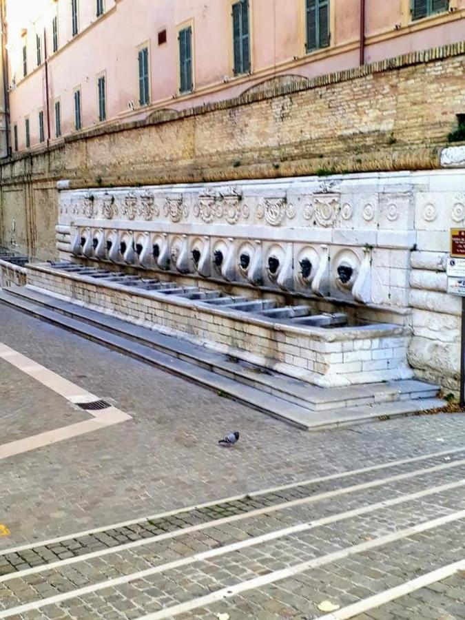 Willa Il Balcone Sul Corso Ankona Zewnętrze zdjęcie
